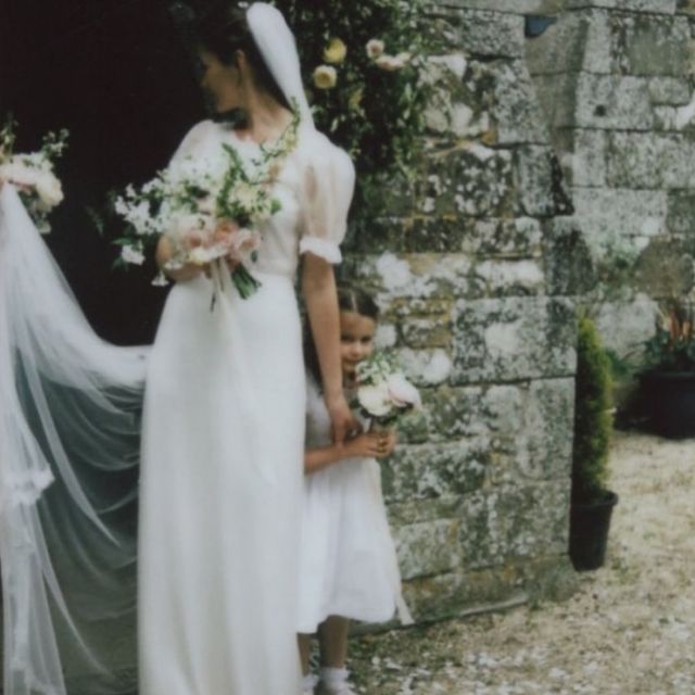 MEWS BRIDE ➕ Our beautiful bride Charlotte wearing Suze by @lauredesagazan . . . #themewsbrides
Photo @onfilm.bysundari
